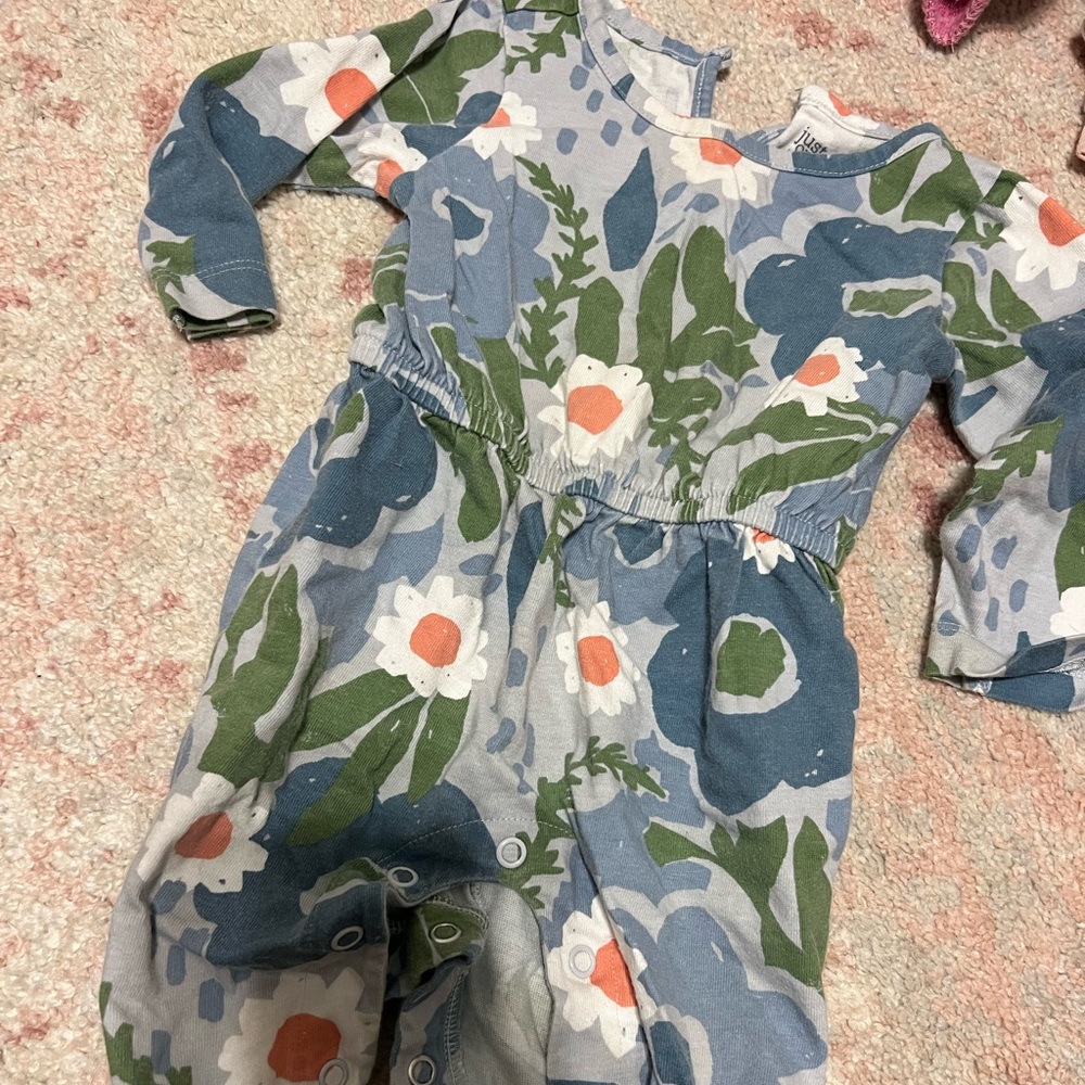 9 months. Just one you (Carter’s) Floral romper. Used condition.